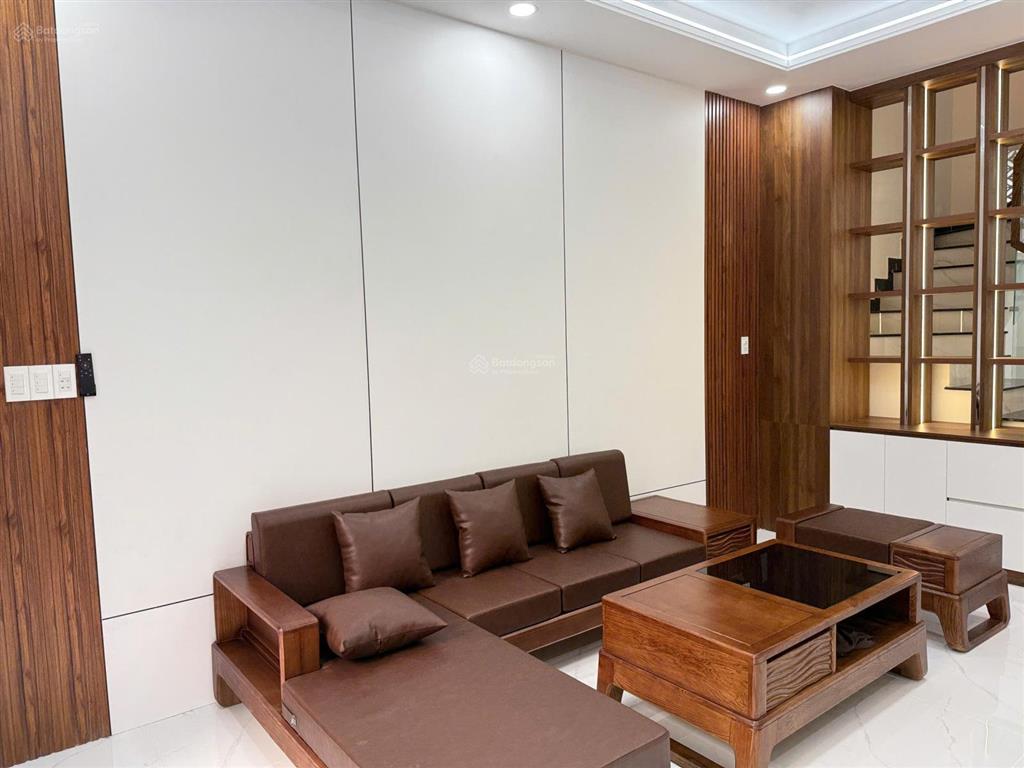 Nhà 3 tấm hoàn công, full nội thất cao cấp. gần bigc. giá 6ty9.  0909 290 ***