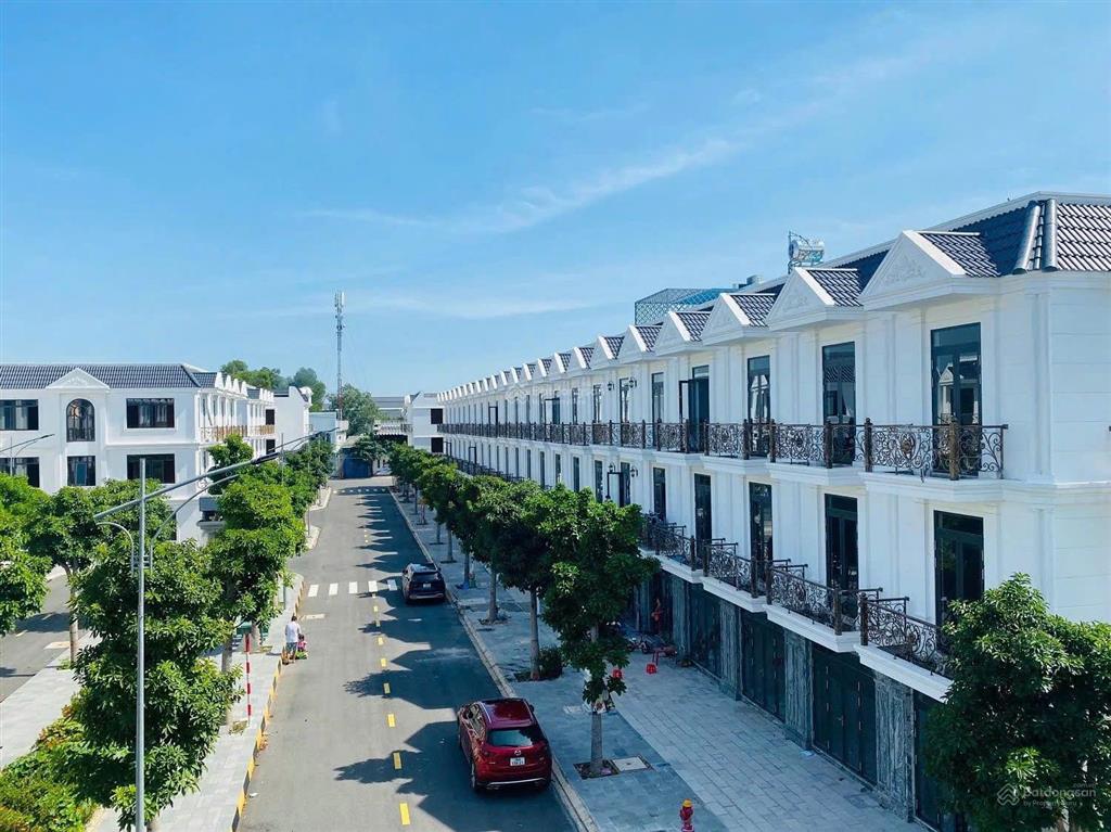 Nhà 3 tấm hoàn công, full nội thất cao cấp. gần bigc. giá 6ty9.  0909 290 ***
