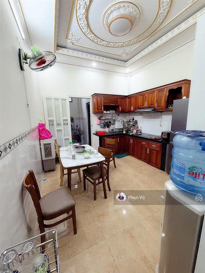 Bán gấp nhà mặt phố trần quý cáp, 5 tỷ, 115 m2, phường dĩ an, thành phố dĩ an