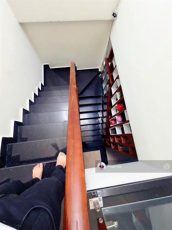 Bán gấp nhà mặt phố trần quý cáp, 5 tỷ, 115 m2, phường dĩ an, thành phố dĩ an
