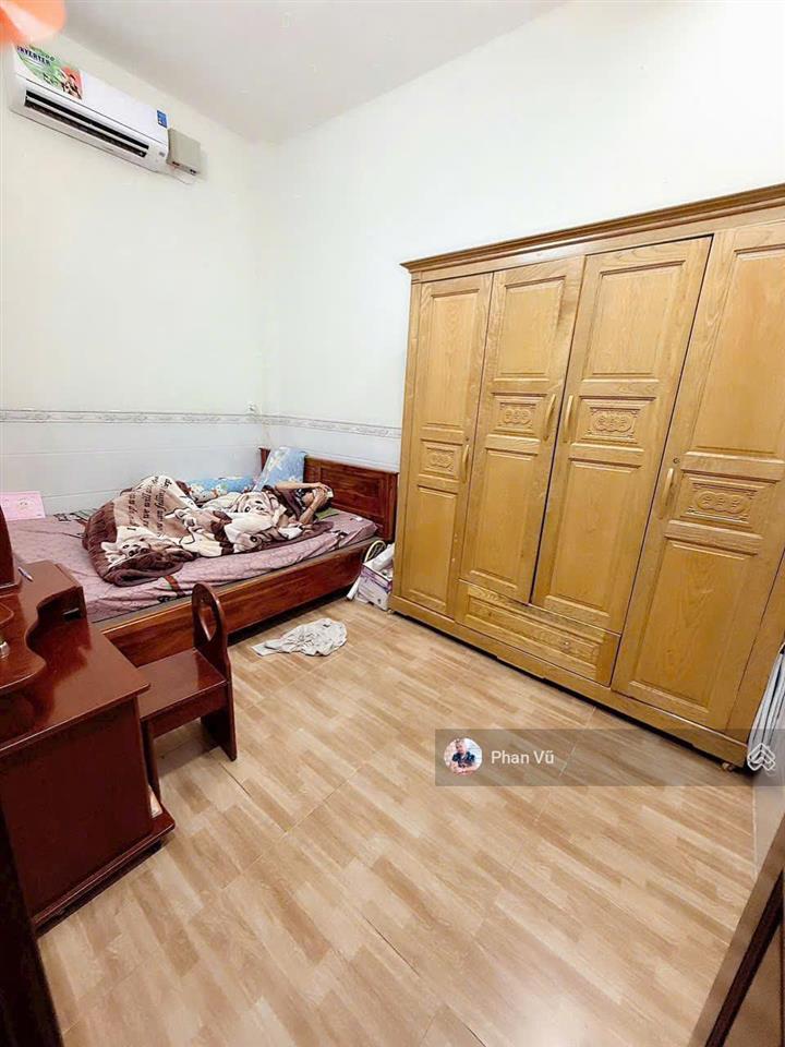 Bán gấp nhà mặt phố trần quý cáp, 5 tỷ, 115 m2, phường dĩ an, thành phố dĩ an