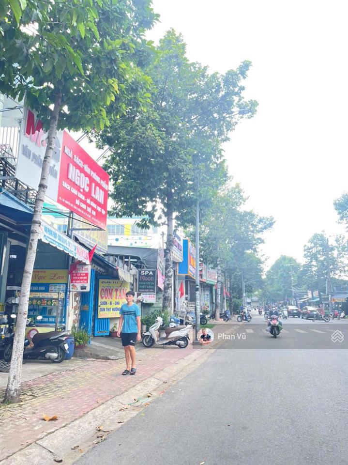 Bán nhà mặt tiền nguyễn hữu cảnh, sát bên trường học cấp 1, 2 đông hoà 8 tỷ vnd, 126.5m2