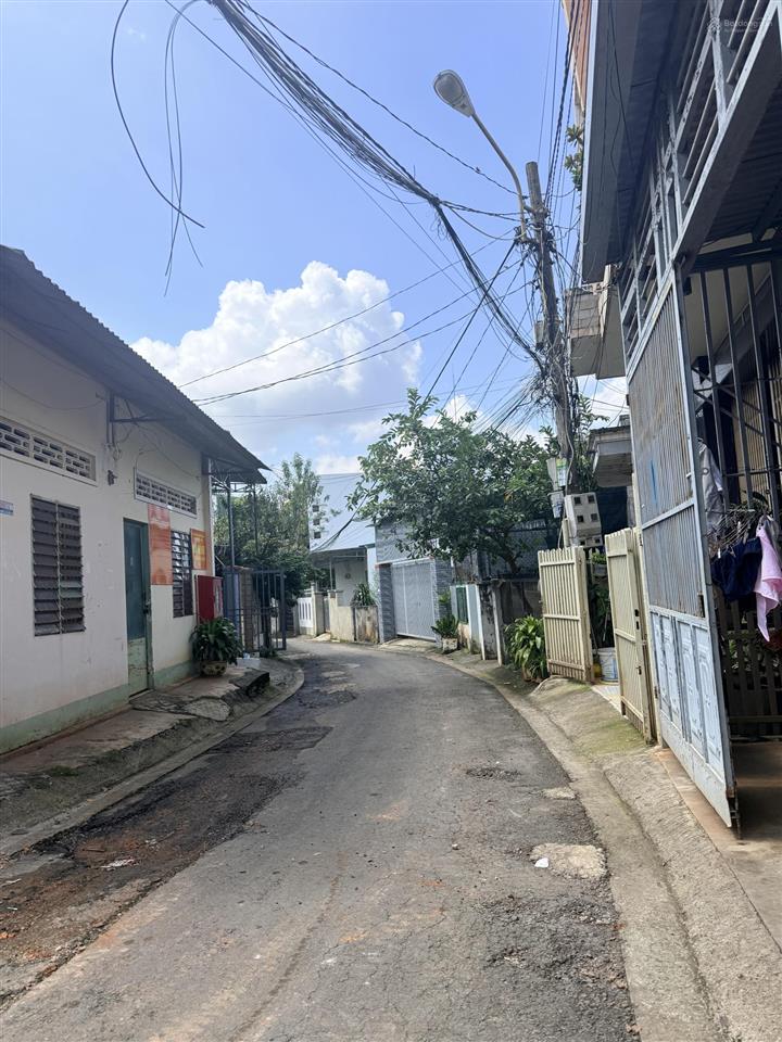 Hot đất tc 40m2 hẻm 153 phan chu trinh 4,3x23m đường nhựa chỉ 2,6 tỷ quỳnh anh