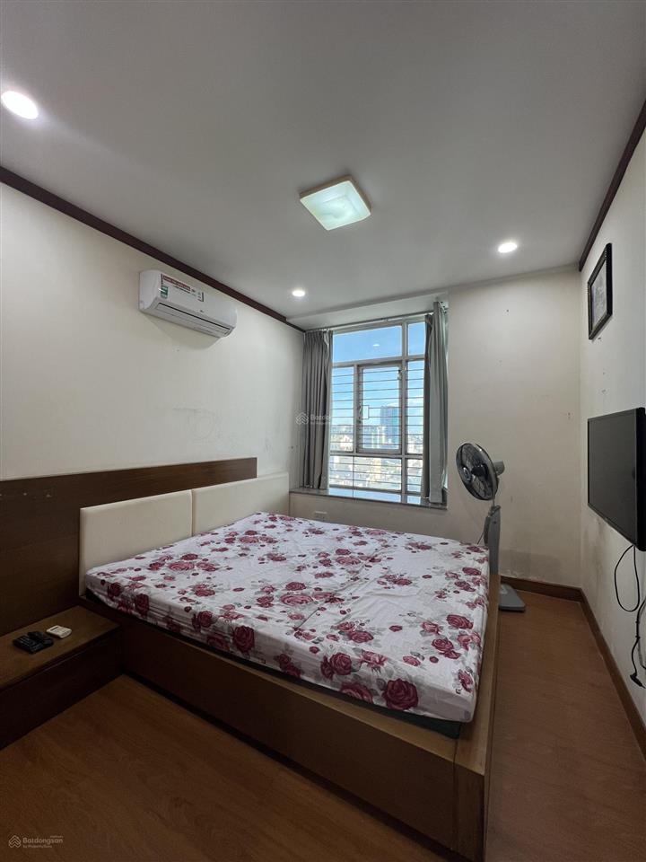 Cho thuê chung cư 2pn hoàng anh gia lai, bờ hồ hàm nghi, tttp đà nẵng giá 11tr/tháng