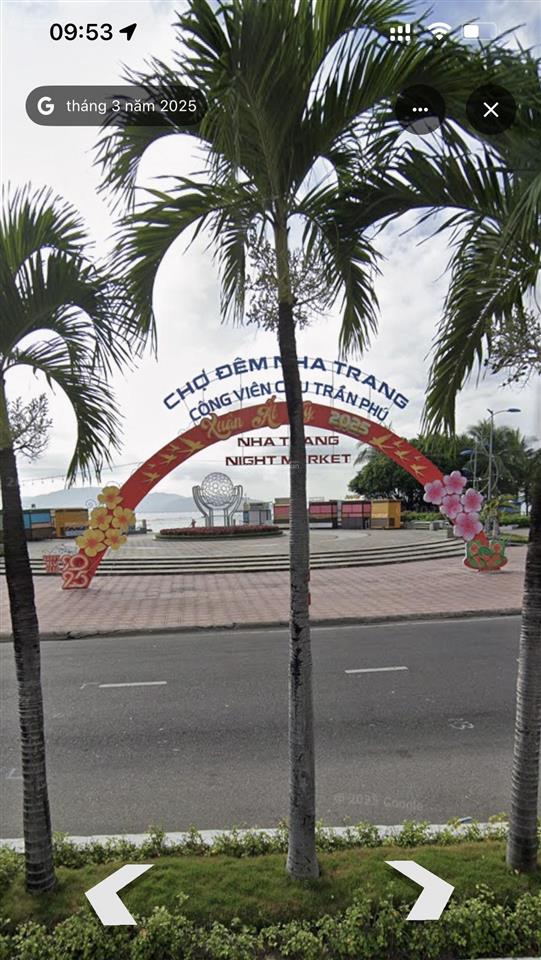 Chỉ 8.6 tỷ  sở hữu nhà mặt biển nha trang mặt tiền rộng 7m  đối diện công viên  vỉa hè 5m
