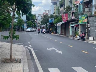 Bán nhà mặt tiền kinh doanh chấn hưng