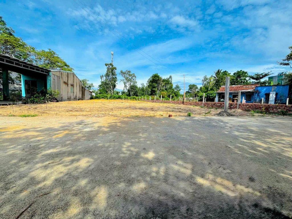 Bán nhanh lô biệt thự nhà vườn 200M2 Y Hình Cách Chợ Lệ Trạch 3km Giá Chỉ 1ty290