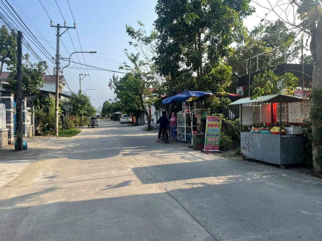 Bán Nhanh Cặp Biệt Thự Nhà Vườn 250m2 Cách TT Đà Nẵng 15km Gía Chỉ 580 TRiệu/Lô