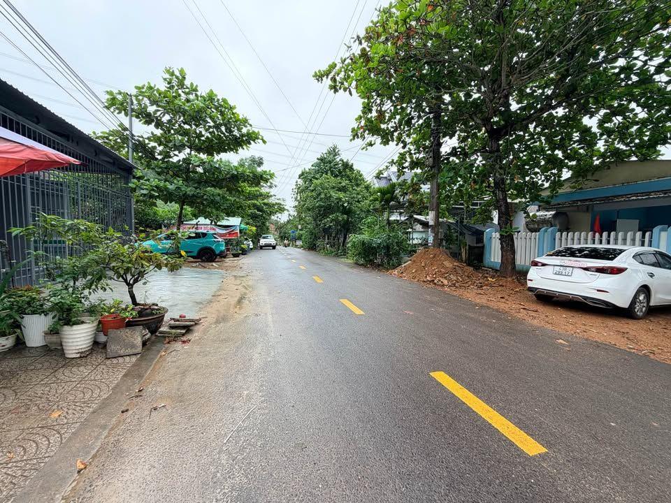 2 Lô Liền Ngang 12M Đường Nhựa 10M5 Đối Diện Trường Tiểu Học Hòa Phú Gía Chỉ 1Tỷ 450/Lô
