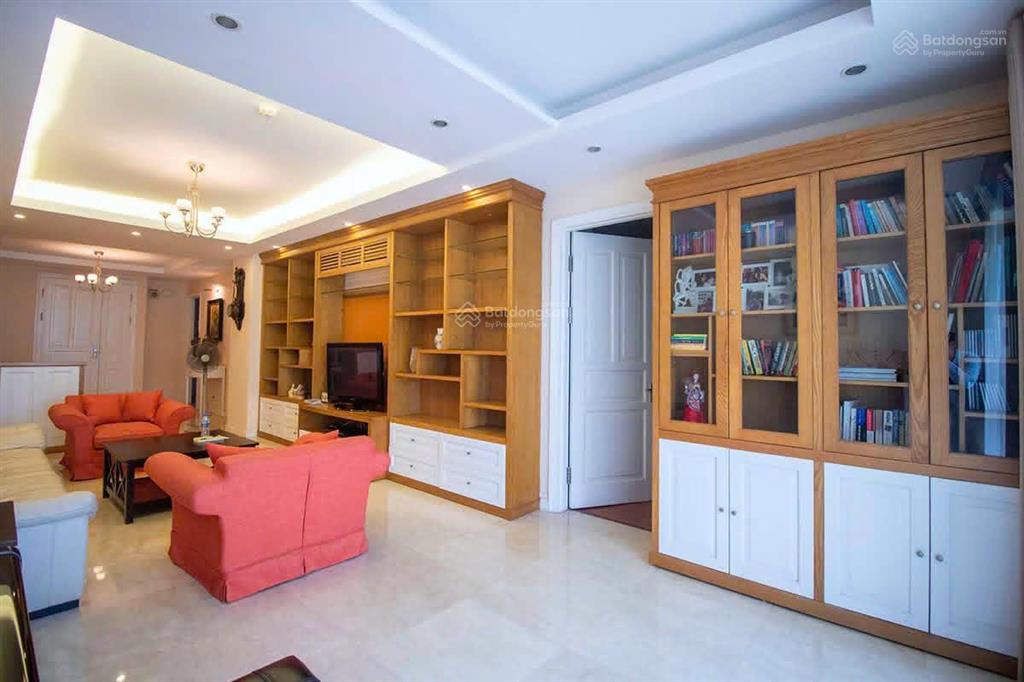 Bán căn hộ ciputra p1 p2 145m², 3 ngủ nội thất hiện đại  0974 606 ***