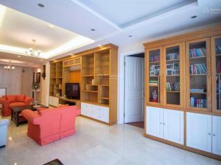 Bán căn hộ ciputra p1 p2 145m², 3 ngủ nội thất hiện đại  0974 606 ***