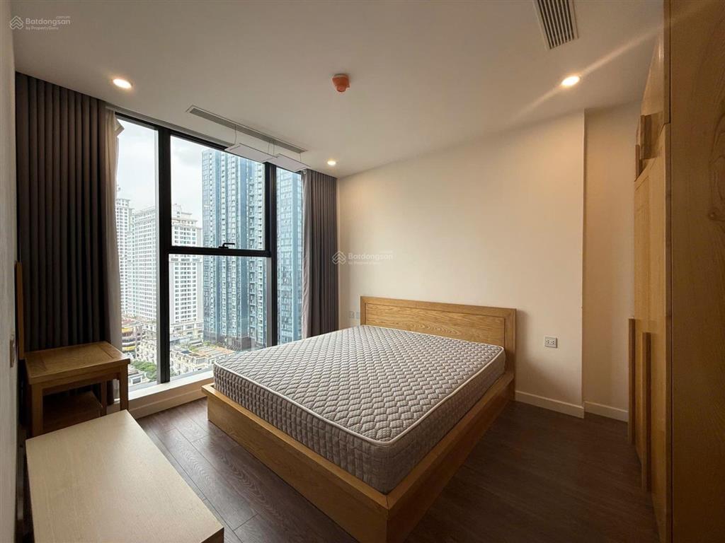 Bán căn hộ sunshine city 90m2, 3 phòng ngủ giá tốt đã có nội thất  0974 606 ***