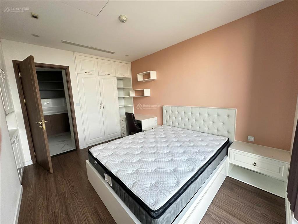 Căn đẹp sunshine city cần bán 104,7m2, 3 phòng ngủ view sông  0974 606 ***