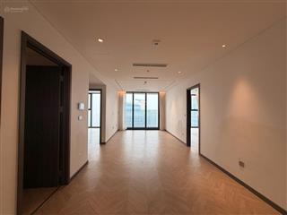 Bán căn hộ 3 ngủ n01t6 ngoại giao đoàn tầng cao view thoáng  0974 606 ***