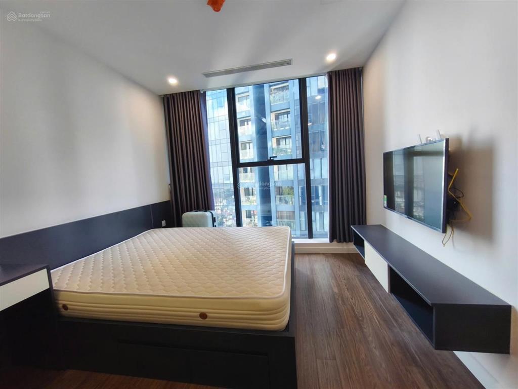 Căn góc sunshine city 98,8m2 hướng nam mát mẻ thiết kế vuông vắn