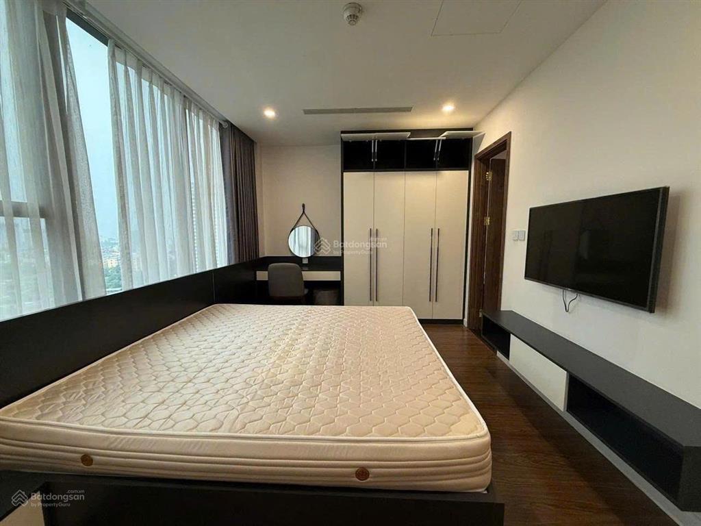 Căn góc sunshine city 98,8m2 hướng nam mát mẻ giá chỉ 9.2 tỷ