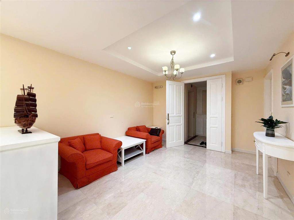 Cho thuê ciputra 3 ngủ 145m2 tòa p1 p2 đủ nội thất  0974 606 ***
