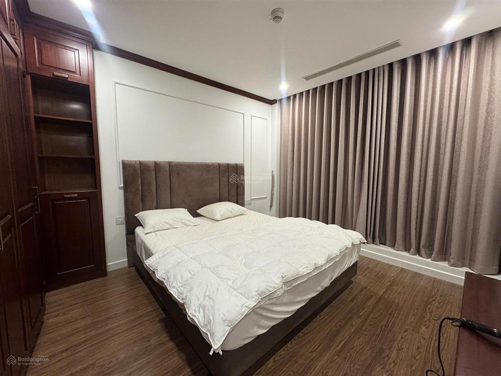 Cho thuê 3 ngủ sunshine city căn góc full đồ nội thất  0974 606 ***