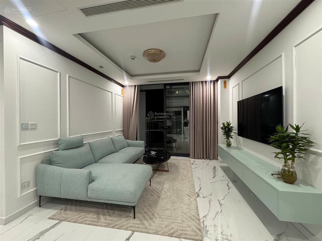 Cho thuê 3 ngủ sunshine city căn góc full đồ nội thất  0974 606 ***