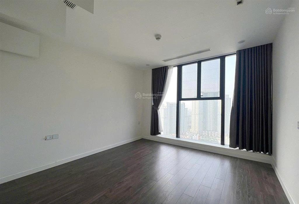Bán căn hộ sunshine city ciputra 3 phòng ngủ 98m² tầng cao full nội thất