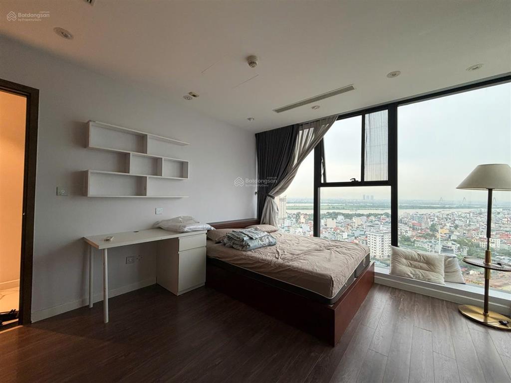 Cho thuê sunshine city 3 ngủ full nội thất view sông hồng (ảnh thực tế)  0974 606 ***