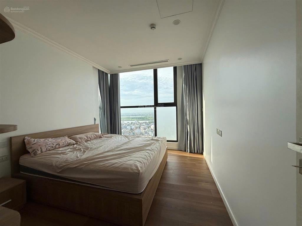 Bán sunshine riverside 3 ngủ view sông hồng cầu nhật tân full đồ (ảnh thực tế)