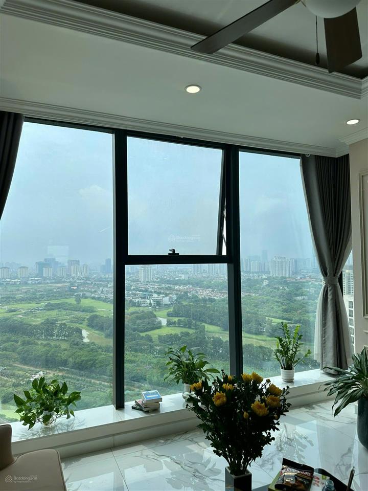 Cho thuê sunshine city 2 ngủ view sân golf full nội thất đẹp