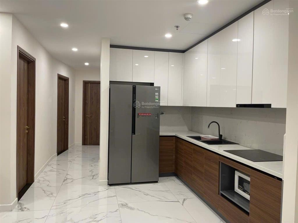 Cho thuê sunshine city 3 phòng ngủ full nội thất, view sân golf  0974 606 ***