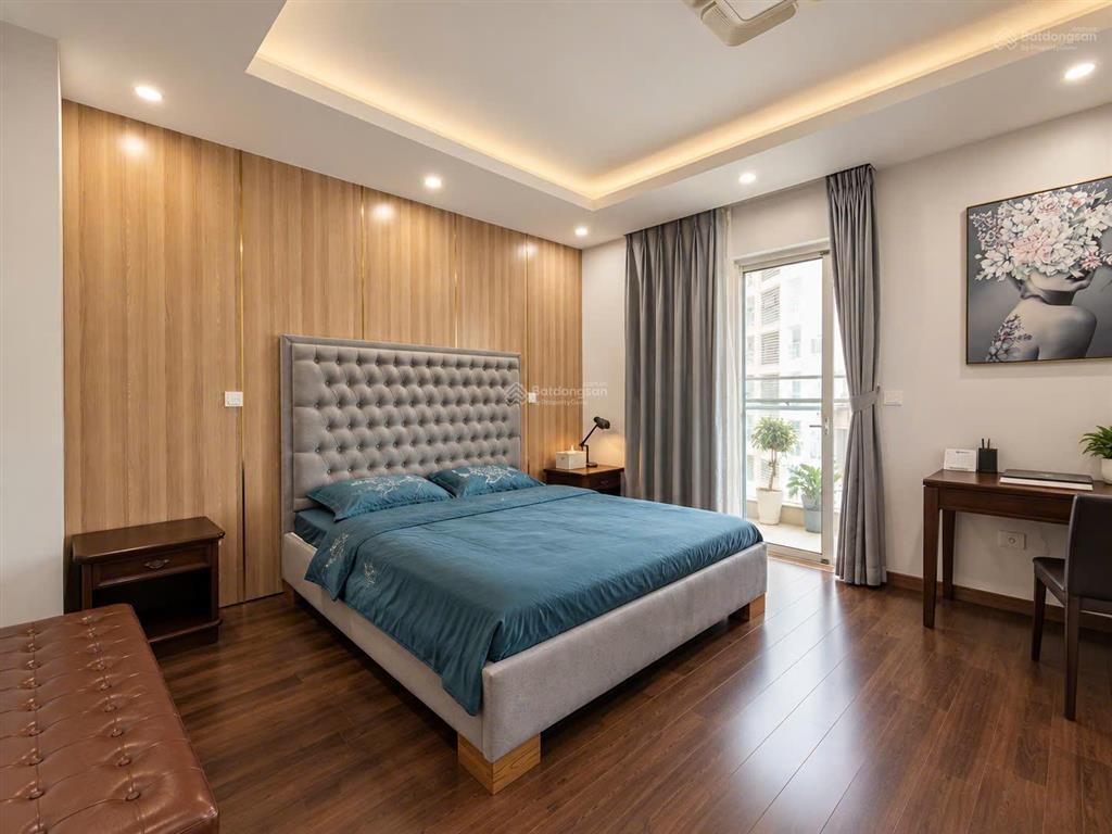 Bán căn hộ 3 ngủ ciputra 153m2 căn góc full đồ view trực diện sân golf  0974 606 ***