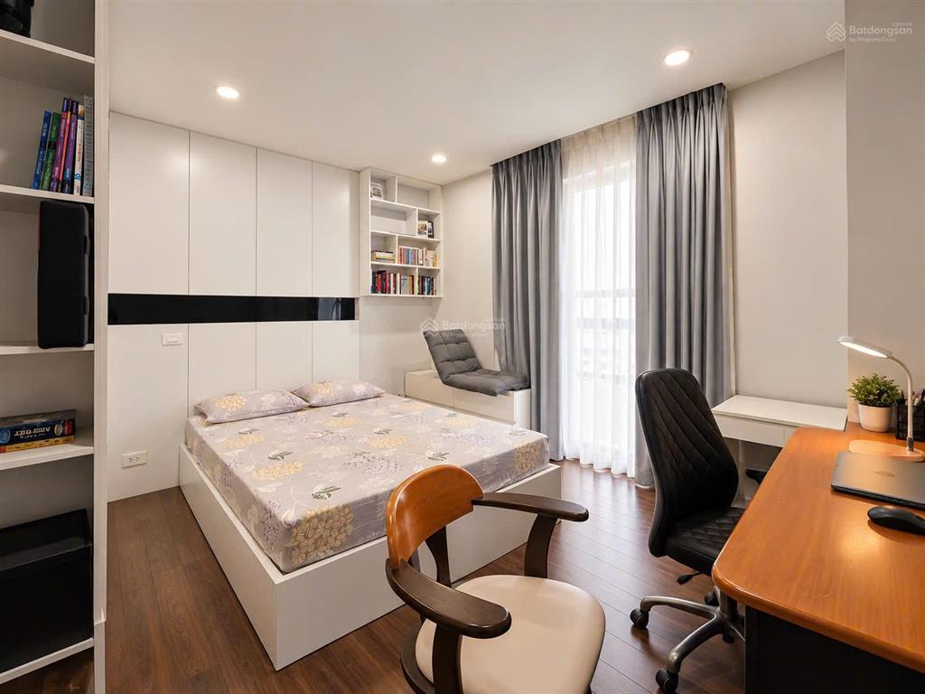 Bán căn hộ 3 ngủ ciputra 153m2 căn góc full đồ view trực diện sân golf  0974 606 ***