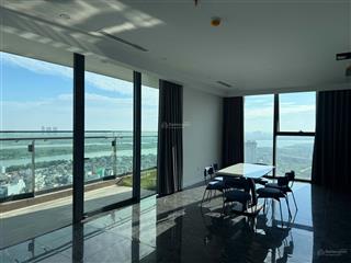 Cho thuê căn hộ 4 ngủ sunshine golden river view trực diện sông hồng
