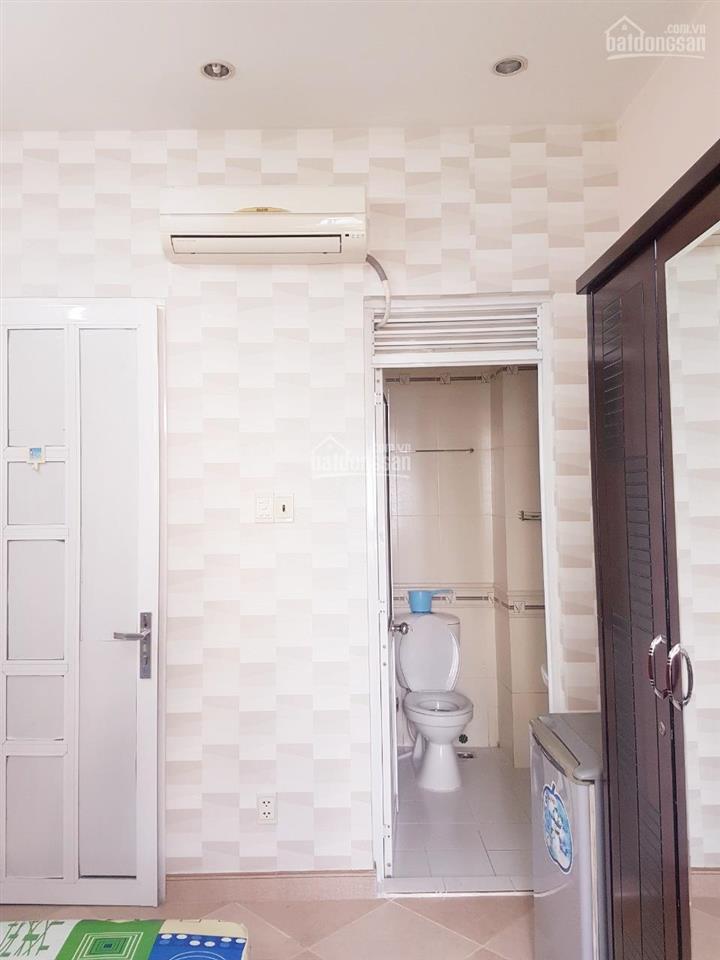 Phòng quận 1 cho 1 nữ thuê đủ tiện nghi, bao điện nước + wifi.  0903 744 ***