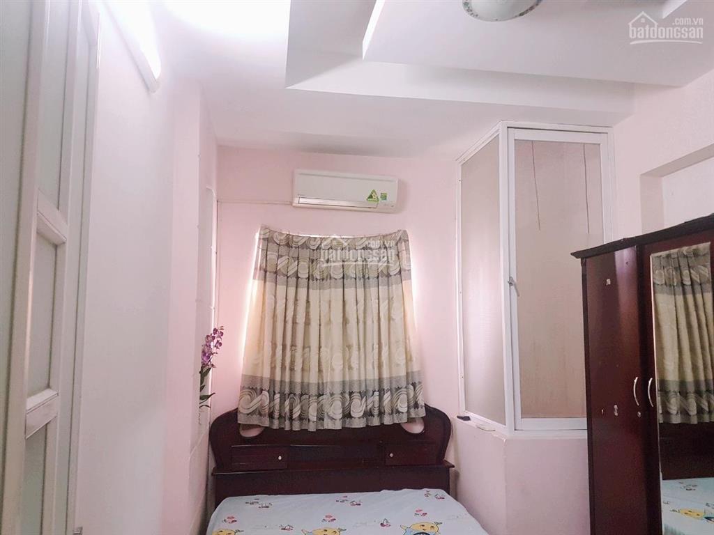 Phòng quận 1 cho 1 nữ thuê đủ tiện nghi, bao điện nước + wifi.  0903 744 ***