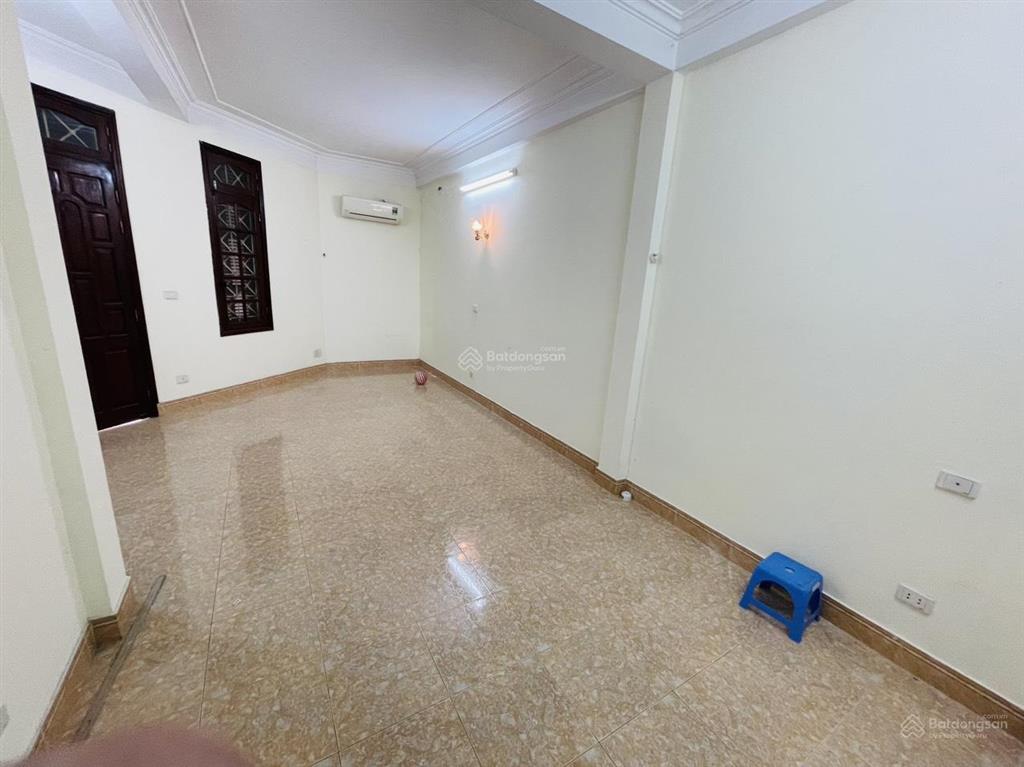 Cho thuê nhà chính chủ 80m2, 25 triệu vnd, 5pn, 3wc tại số 23, ngõ 357, nguyễn tam trinh, hoàng mai
