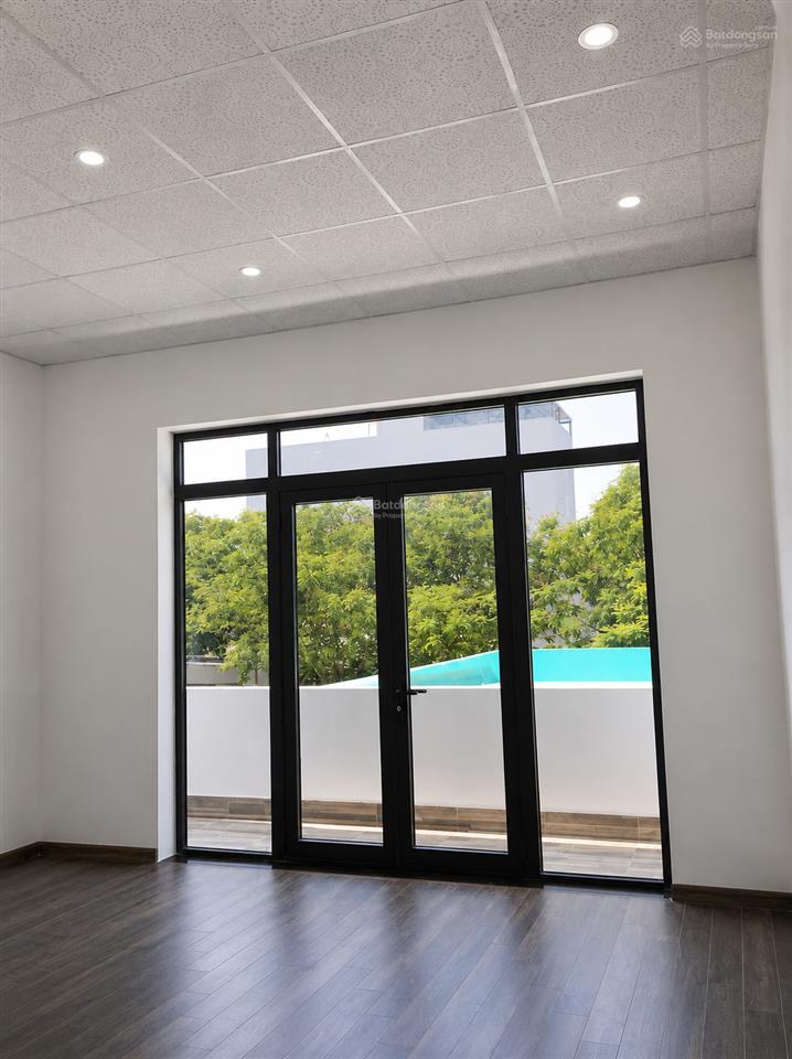 Cho thuê nhà 2 tầng  85 nguyễn minh châu  ngũ hành sơn (house for rent)