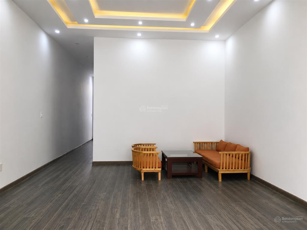 Cho thuê nhà 2 tầng  85 nguyễn minh châu  ngũ hành sơn (house for rent)