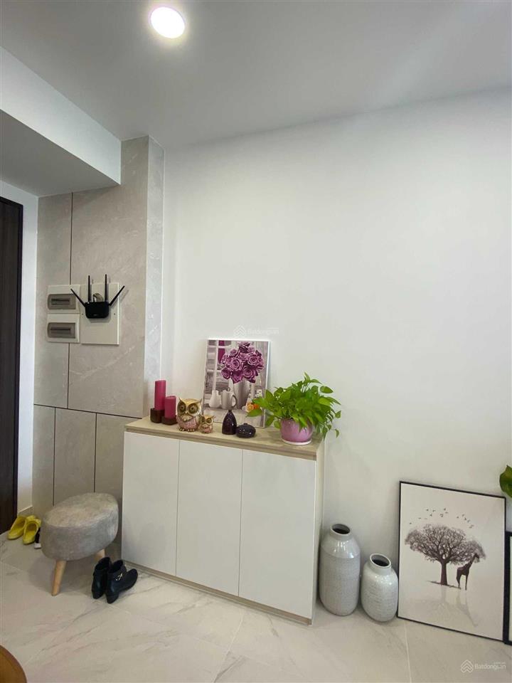 Cho thuê midtown 2 pn nhà đẹp 89m2  22.5 triệu/th   0938 784 *** thư