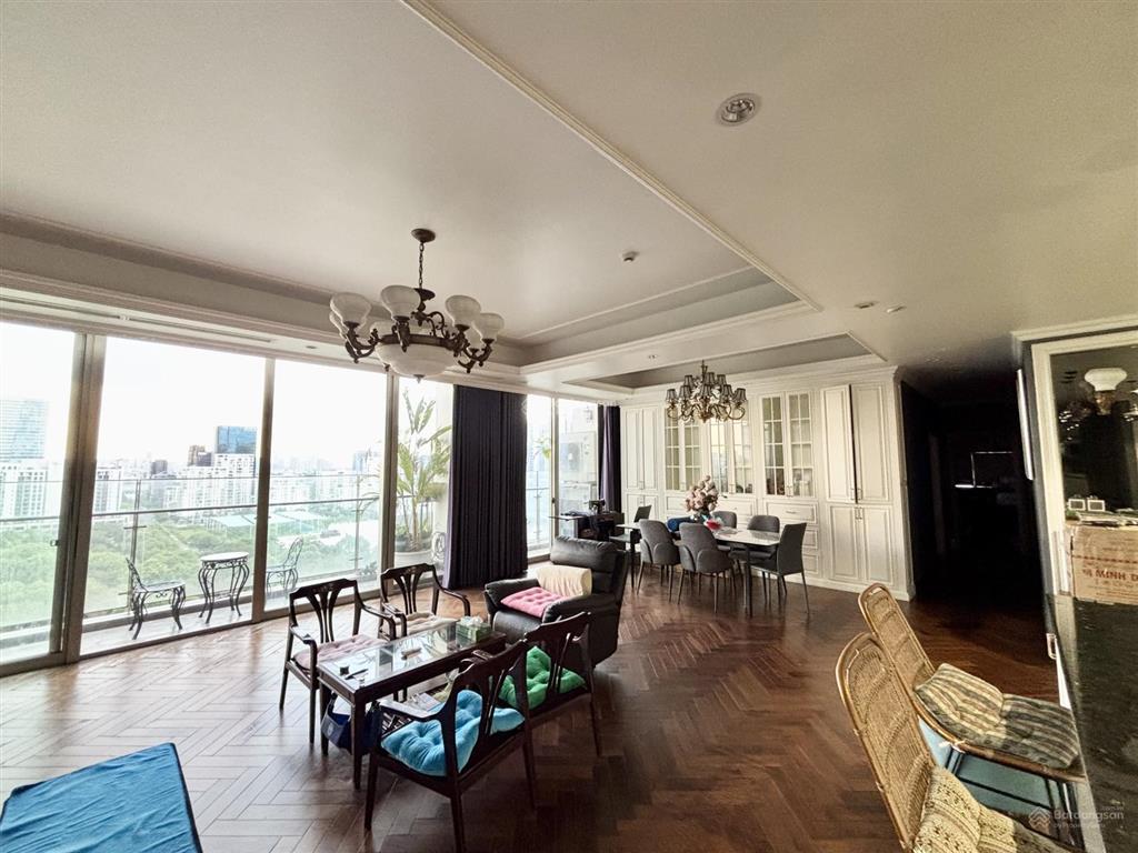 Bán căn hộ penthouse 4pn, 5wc, midtown phú mỹ hưng, 160 triệu/m2, 237m2, tân phú, q7, hcm