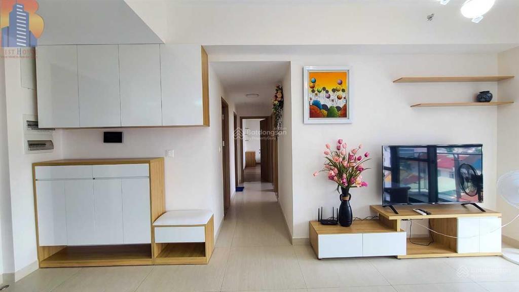 Cho thuê ch đẹp urban hill 78m2 2pn full nội thất  23tr   0938 784 *** em thư
