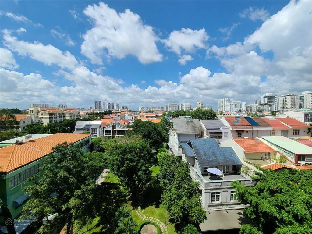 Cho thuê ch đẹp urban hill 78m2 2pn full nội thất  23tr   0938 784 *** em thư