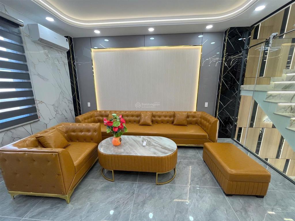 Bán nhà 5x15m, 4 tầng, hẻm 6m cực đẹp, giá cực rẻ