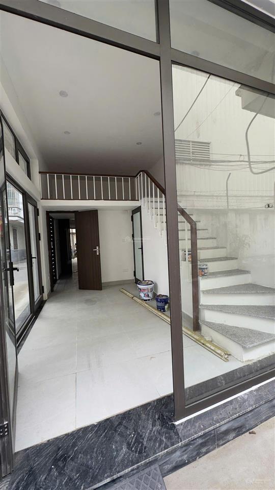 6,5tr vạn phúc  hà đông, lô góc 30m2 riêng biệt có thể ở lại, chính chủ cho thuê