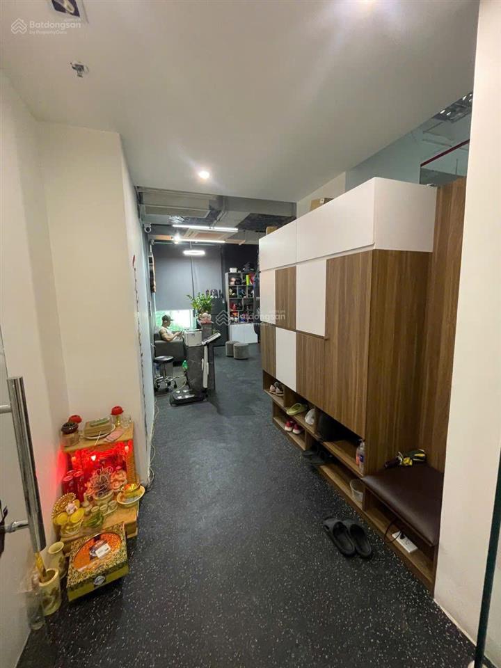 Chính chủ cần cho thuê gấp 1 ô mặt bằng 2 mặt kính 92m² tòa n03  t1 khu ngoại giao đoàn
