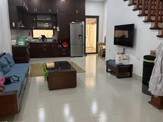 Cho thuê nhà liền kề 75m2, 3 tầng đủ đồ chỉ việc ở tại khu đô thị beome, vsip, từ sơn, bắc ninh