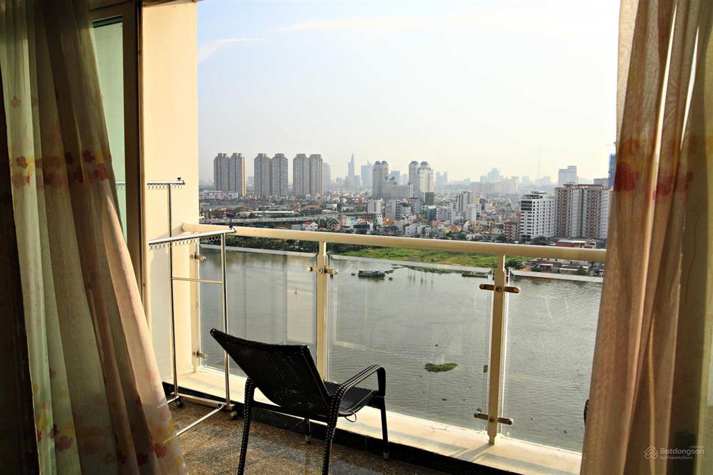 Cho thuê căn hộ 4pn đầy đủ nội thất, lầu cao, view đẹp, giá 28 triệu/tháng.  vân 0906 812 ***