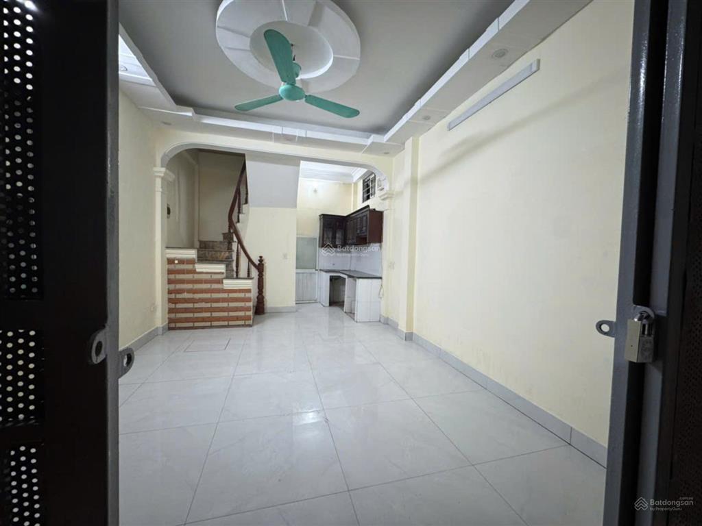 Chính chủ cần bán nhà ngõ 649 lĩnh nam, phường vĩnh hưng  0969 150 ***