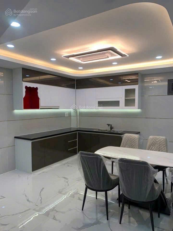 Siêu phẩm nhà mới thang máy hẻm 8m lê văn quới