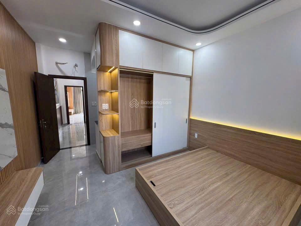 Bán nhà 6 tầng thang máy  283m2 sàn  khu lê văn quới  chỉ 10,2 tỷ