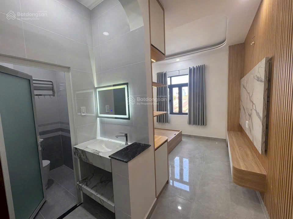 Bán nhà 6 tầng thang máy  283m2 sàn  khu lê văn quới  chỉ 10,2 tỷ
