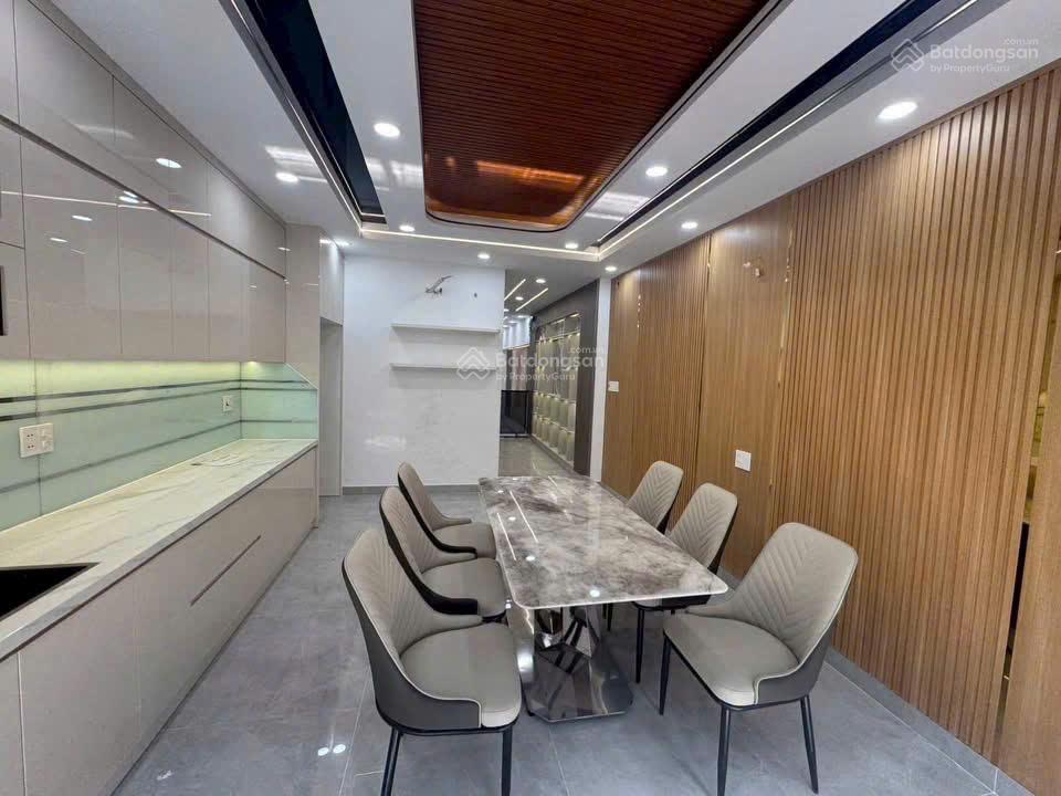 Bán nhà 6 tầng thang máy  283m2 sàn  khu lê văn quới  chỉ 10,2 tỷ